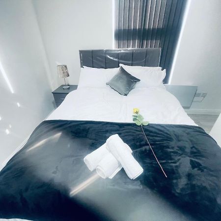 1 Bed Apartment Birmingham Buitenkant foto