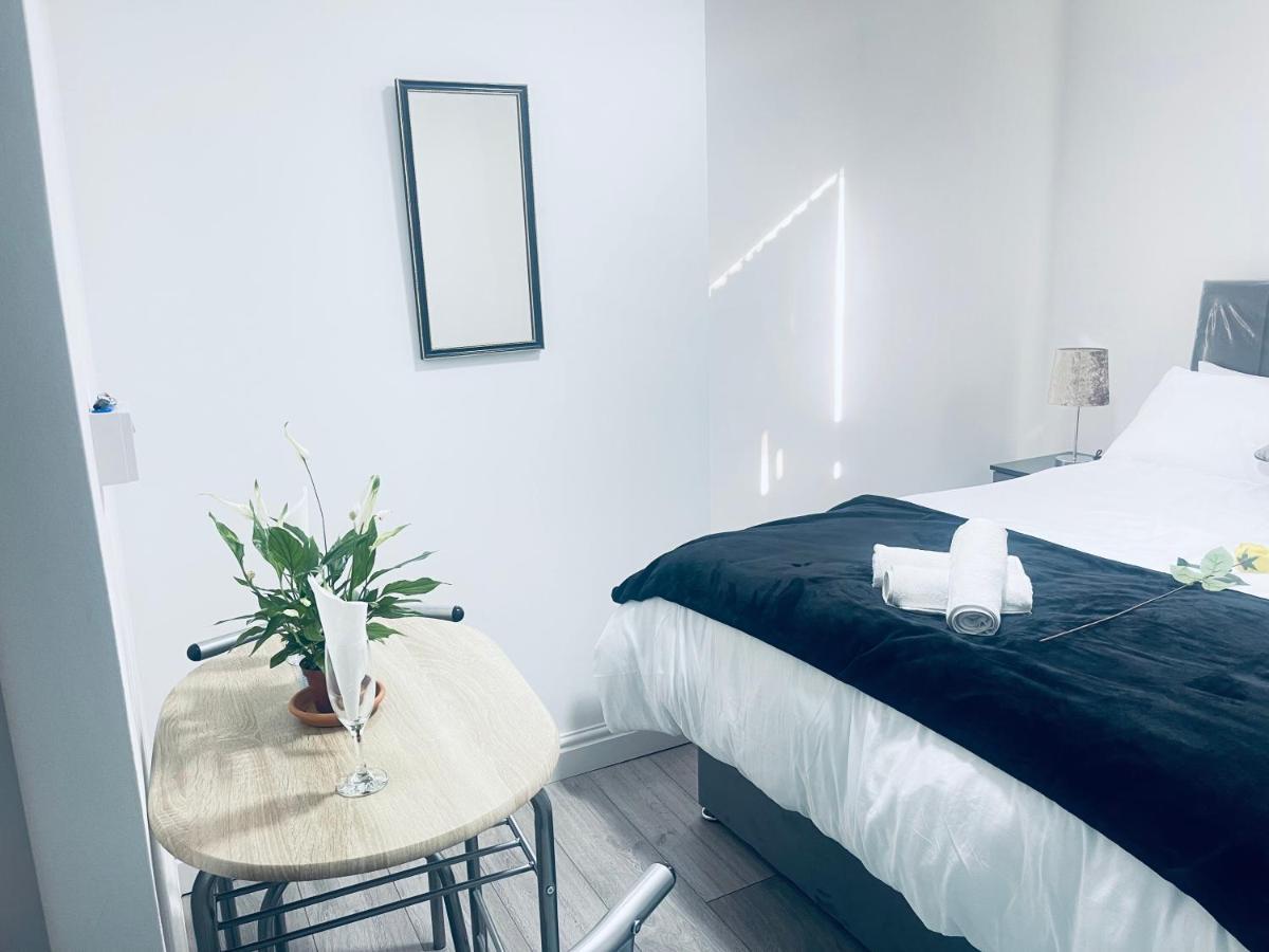 1 Bed Apartment Birmingham Buitenkant foto