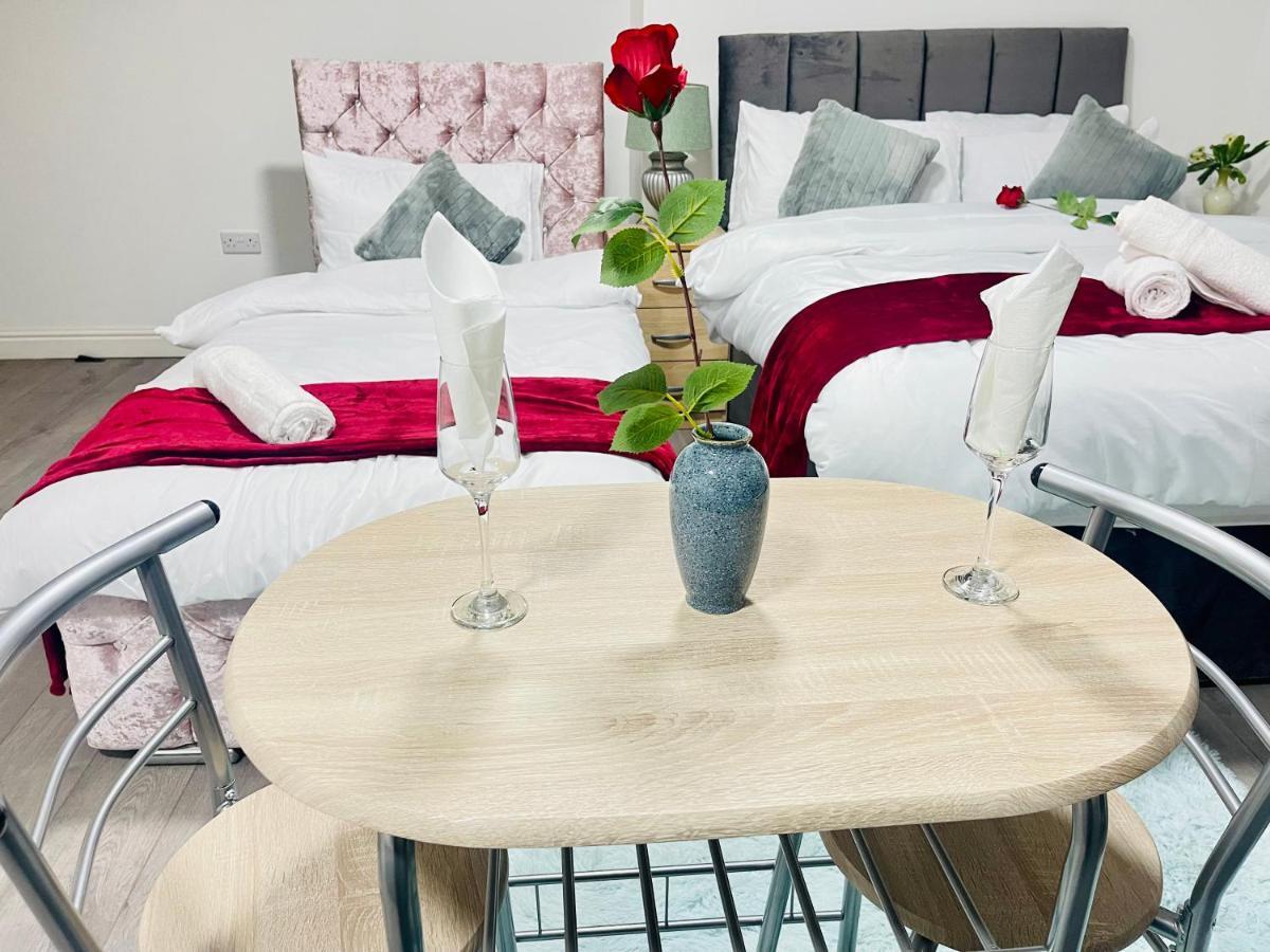 1 Bed Apartment Birmingham Buitenkant foto